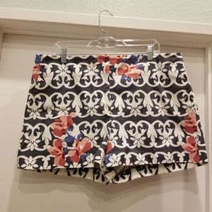 Loft Riviera Shorts Beautiful Pattern